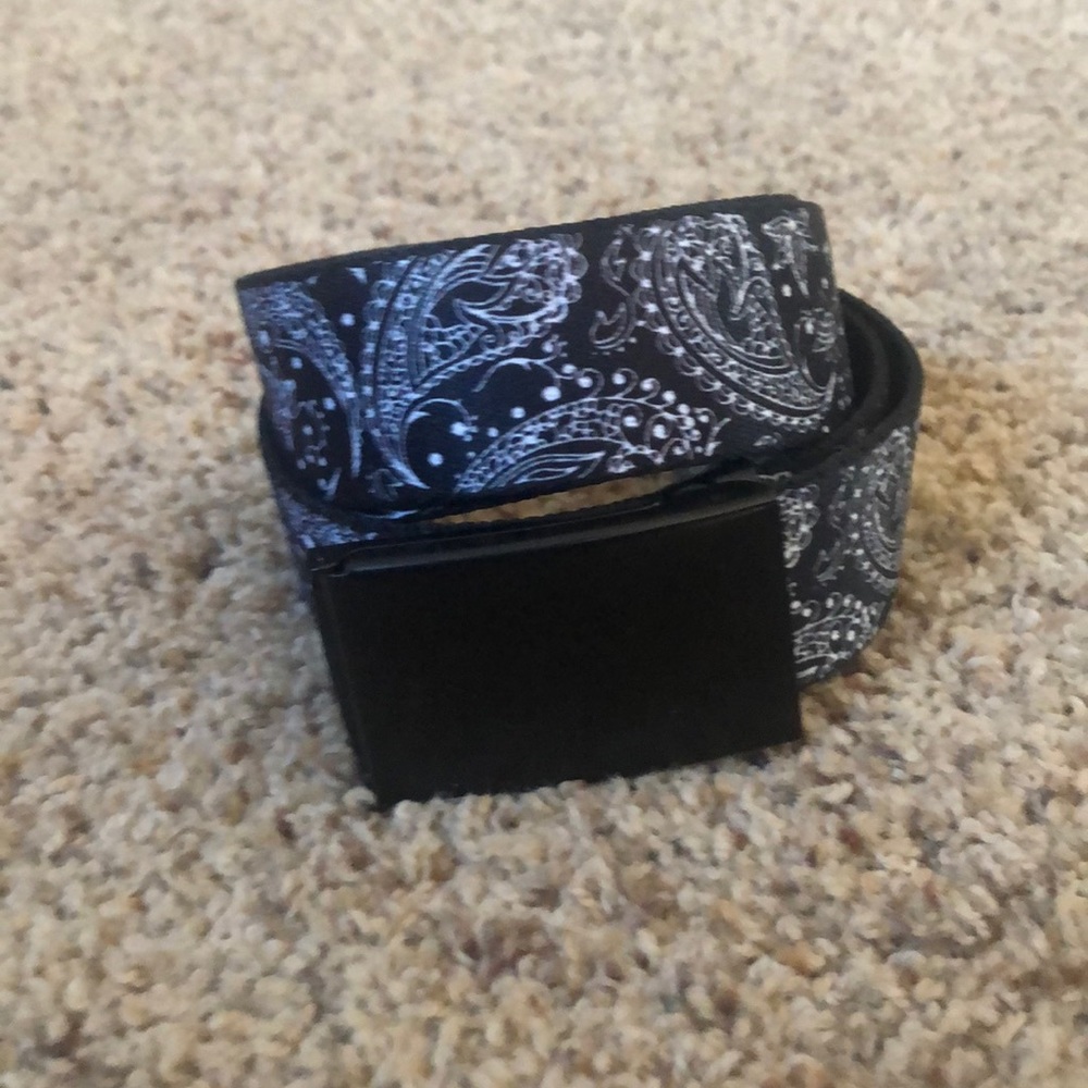 Buckle-Down Belt